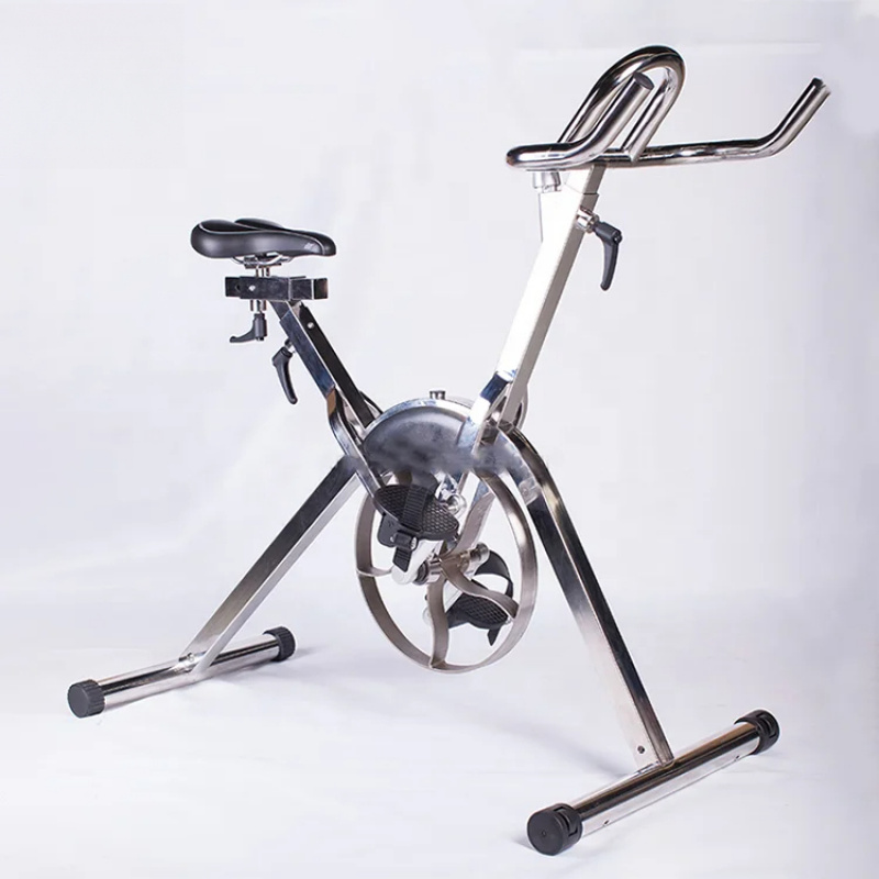 Aquatic Sports Equipment - Équipement de sports aquatiques, vélo aquatique,